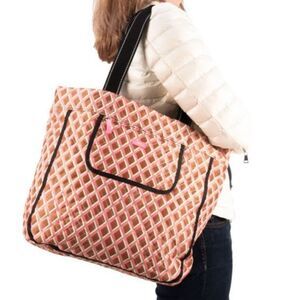 Scout Quilt Trip Shoulder Bag, pink/brown/tan/white print